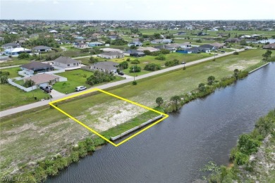 SUPER DEAL on this gorgeous waterfront lot with brand NEW - photo 3