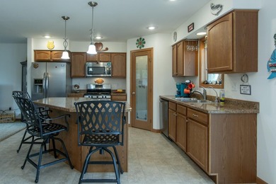 Year round lake home located on prestigious Malone Island with a - photo 4