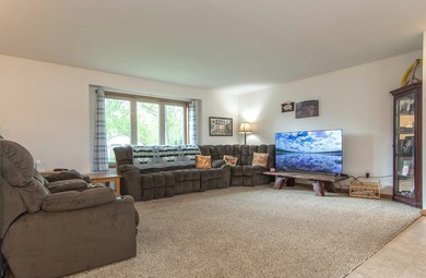 Year round lake home located on prestigious Malone Island with a - photo 7