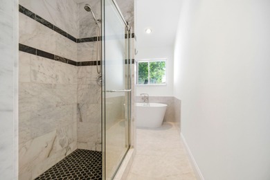 (private lake, pond, coastal) Home For Sale in Delray Beach Florida