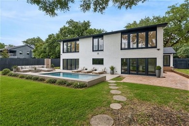 Exclusive Park Island waterfront residence completely remodeled - photo 2