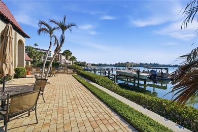Spacious 2BR/2BA + den first-floor condo-the largest floor plan - photo 33