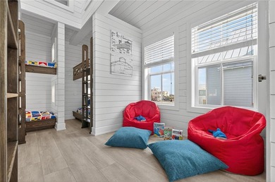 A REMARKABLE LAKESIDE RETREAT IN THE HEART OF CINNAMON SHORE - photo 36
