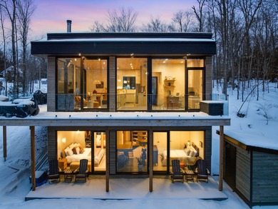 Lac Lovering Home For Sale in Magog QC