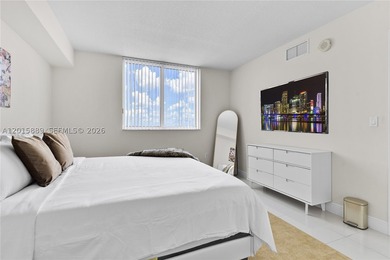 Discover the perfect blend of luxury, comfort, and convenience - photo 13