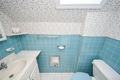Incredible opportunity in one of Flushing's most sought-after - photo 16