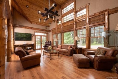 Beautifiul Contemorary Log Home - photo 4