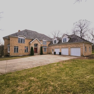 Lake Home For Sale in Mundelein, Illinois