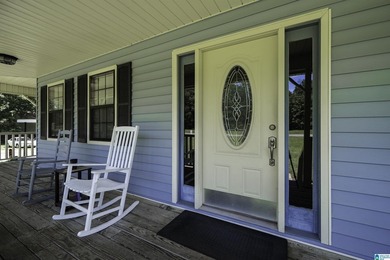 New Listing in Hueytown. This home is in a great location and - photo 4