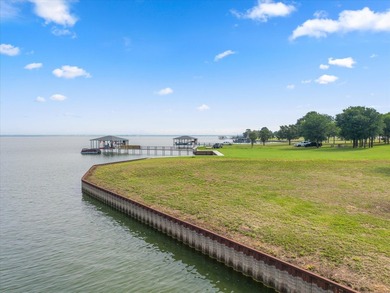 Build your dream lakefront home on Richland Chambers Lake, the - photo 23