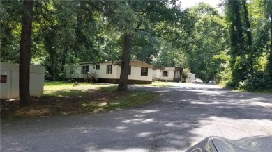 Lake Allatoona Commercial Sale Pending in Cartersville Georgia