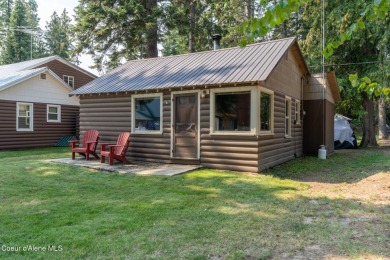 Lake Home For Sale in Nordman, Idaho