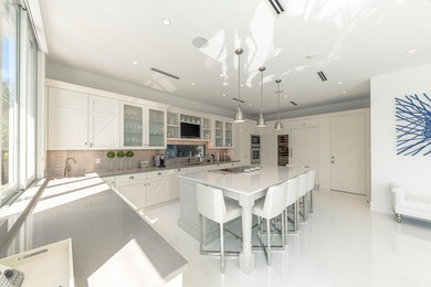Stunning Coastal Contemporary Deepwater Estate recently built in - photo 12