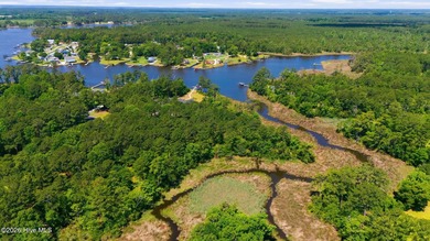 Canal front homesite in the Dawson Creek subdivision - minutes - photo 14