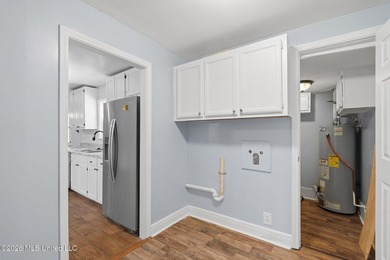 This 3-bedroom, 3-bathroom residence offers the perfect blend of - photo 14