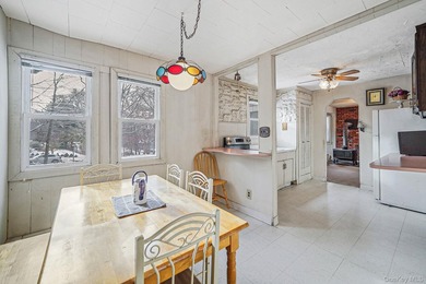 This cute and cozy Farmhouse sits high on a hill on 1.14 acres - photo 15