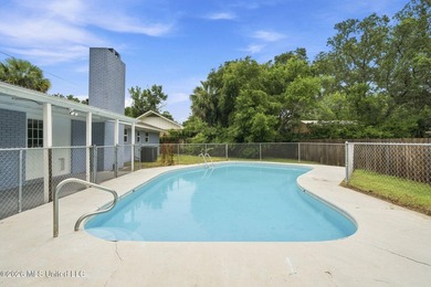 This 3-bedroom, 3-bathroom residence offers the perfect blend of - photo 27