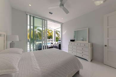 Stunning Coastal Contemporary Deepwater Estate recently built in - photo 29