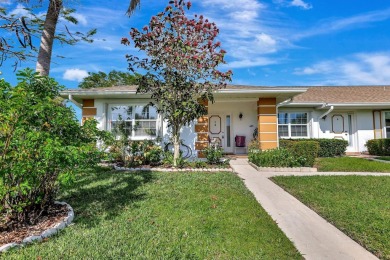 (private lake, pond, coastal) Condo For Sale in Fort Pierce Florida