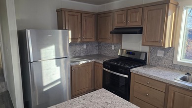 Open House this Saturday, May 30th from 11:00 am to 2:00 pm. We - photo 11