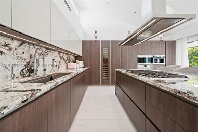 Brand-new 2024 complete remodel and fully furnished !! This - photo 12