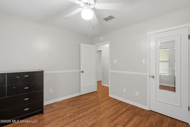 Discover your own private oasis in the charming Heron Bayou - photo 19