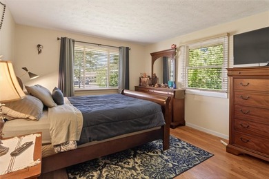Beautifully maintained 3-bedroom, 1.5-bath ranch ready for its - photo 29