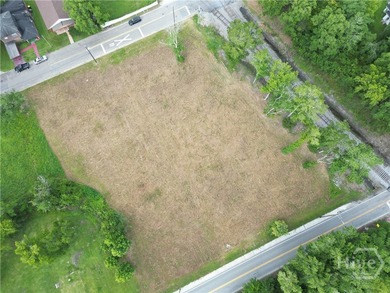 Build your vision at 32 King Street! This spacious parcel - photo 3