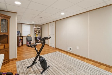 Beautifully maintained 3-bedroom, 1.5-bath ranch ready for its - photo 44