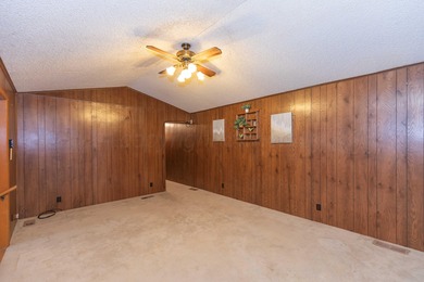 MOTIVATED SELLER! 3 Bedroom, 3 Bath Home in Windmill Acres has 2