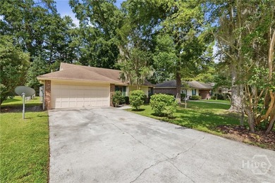 Isle of Hope Area Gem! Updated 3BR/2BA in a Prime Location! - photo 3