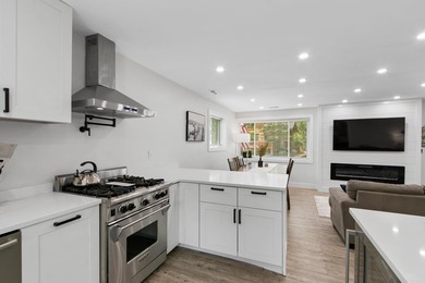 Is there a 3-bed single-family home in Cedar Point Park near - photo 15
