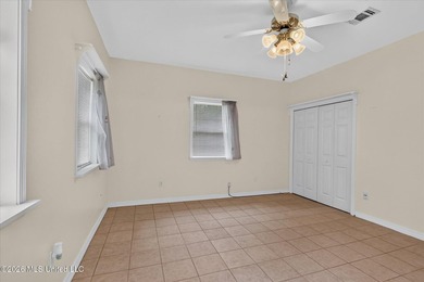 Situated on approximately 0.55 acres in the heart of Diamondhead - photo 17
