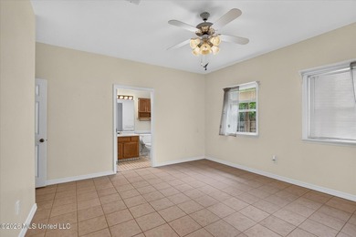 Situated on approximately 0.55 acres in the heart of Diamondhead - photo 18