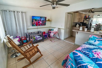 Charming Home with Attached Studio in Vibrant West Palm Beach - photo 19