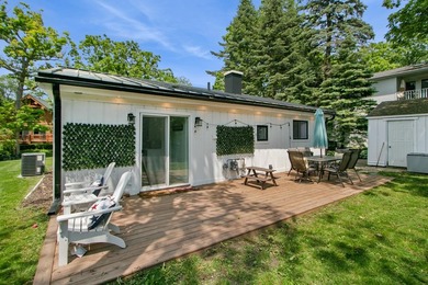Is there a 3-bed single-family home in Cedar Point Park near - photo 27