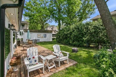Is there a 3-bed single-family home in Cedar Point Park near - photo 30