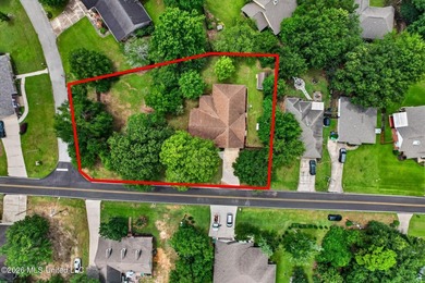 Situated on approximately 0.55 acres in the heart of Diamondhead - photo 34