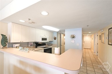 Move-in ready, turn-key condo, offered for sale as fully - photo 6