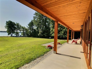 This charming 2015 contemporary ranch sits on 1.95 acres with - photo 3