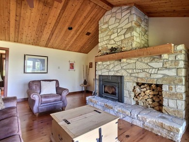 This charming 2015 contemporary ranch sits on 1.95 acres with - photo 9