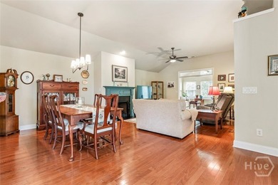 Recently enhanced with a beautifully updated owner's suite - photo 8