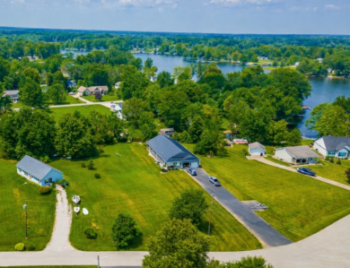 .399 acre water access lot at Lake Waynoka - photo 1