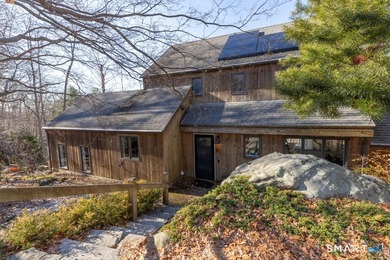 Connecticut River - Middlesex County Home For Sale in Essex Connecticut