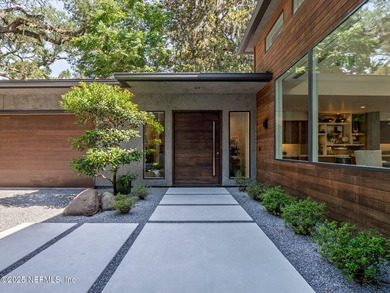 Discover this private modern riverfront estate on the Saint - photo 12