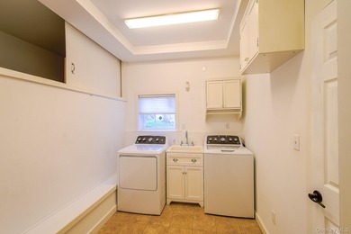 Turnkey ranch in the heart of Mahopac! Lake life, local dining - photo 13