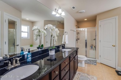Welcome to 18028 Canal Landing Drive in Canal Crossing! This - photo 16