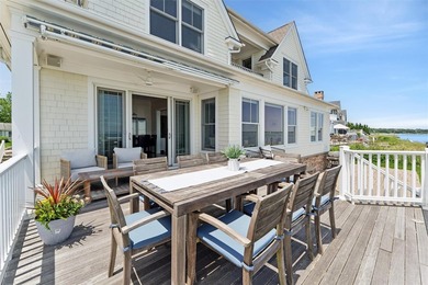 Experience the perfect blend of comfort, luxury, and waterfront - photo 23