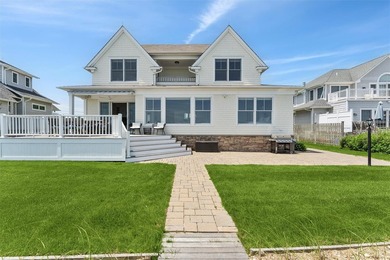 Experience the perfect blend of comfort, luxury, and waterfront - photo 24