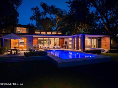 Discover this private modern riverfront estate on the Saint - photo 27